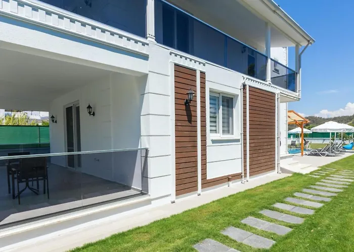 Villa 4 Bedroom With Private Pool Near Calis Fethiye