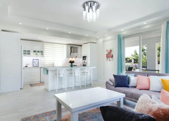 4 Bedroom With Private Pool Near Calis Villa *