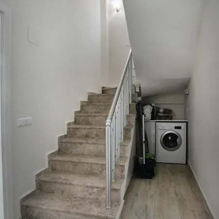 4 Bedroom With Private Pool Near Calis *