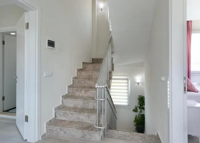 Villa 4 Bedroom With Private Pool Near Calis Fethiye