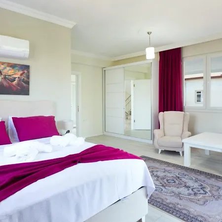 Βίλα 4 Bedroom With Private Pool Near Calis *