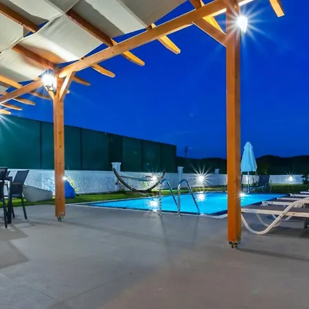 4 Bedroom 2555 * Fethiye