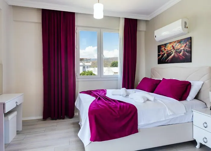 4 Bedroom With Private Pool Near Calis Vila Fethiye