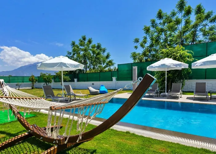4 Bedroom With Private Pool Near Calis Vila *